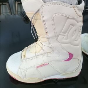 DC Girls Snowboard Boots - White and Pink